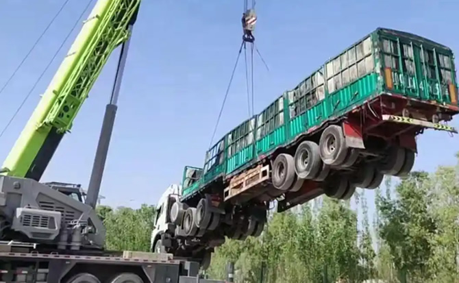高陵区道路脱困救援案例
